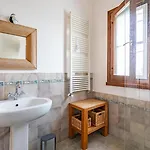 Villa Badessa By Rentbeat