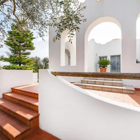 Badessa By Rentbeat Villa *